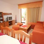 Apartamento With A Parking Space - 7985 *